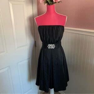 Black Poly-Taffeta Ruched Strapless Party Dress with Rhinestone Detail size XL